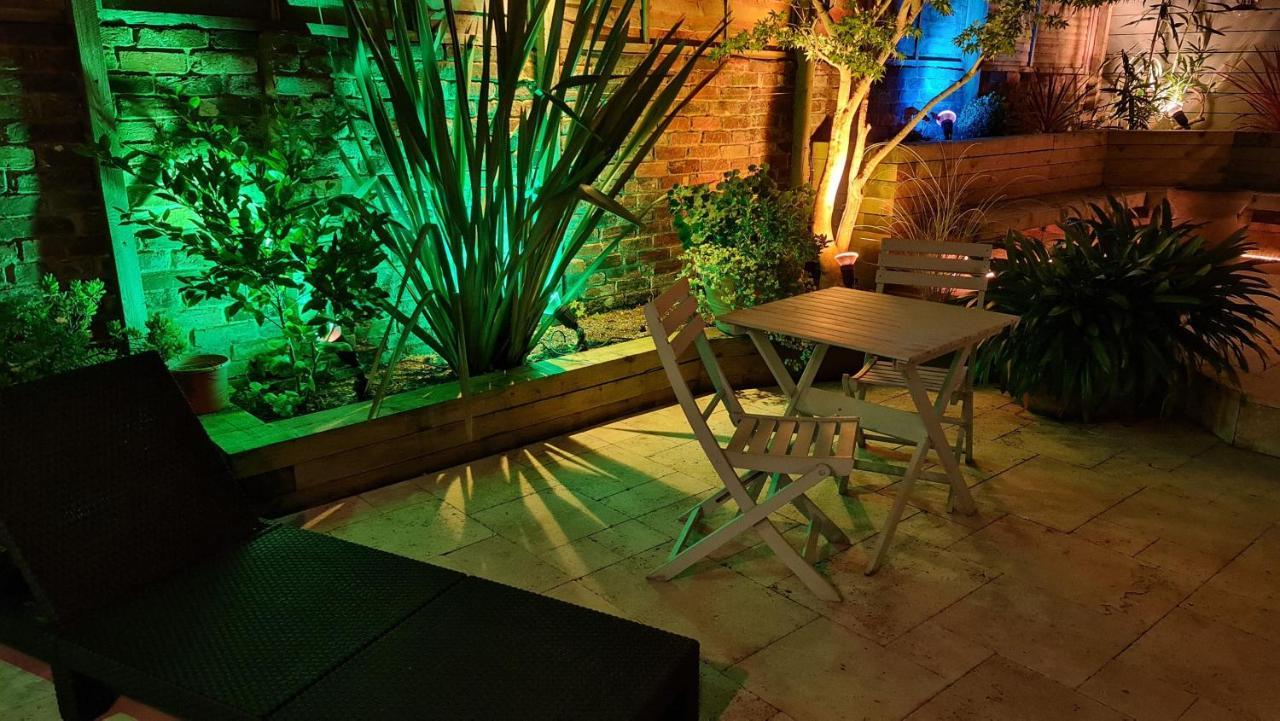 Cottage Grove Homestay Rooms ポーツマス エクステリア 写真