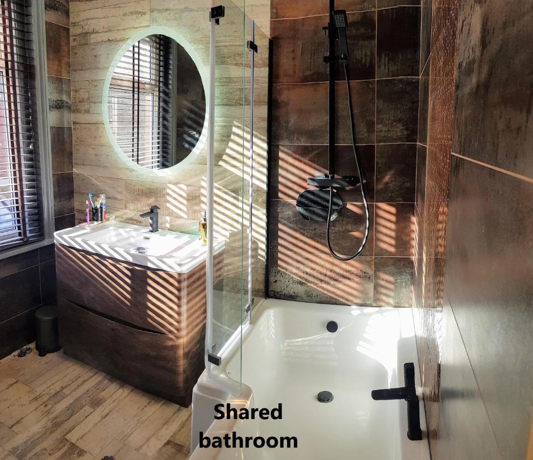 Cottage Grove Homestay Rooms ポーツマス エクステリア 写真