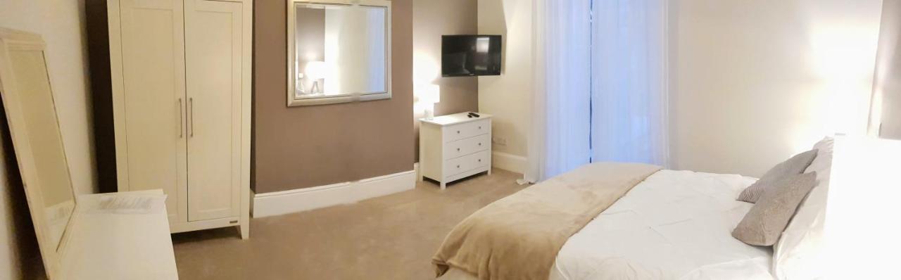 Cottage Grove Homestay Rooms ポーツマス エクステリア 写真