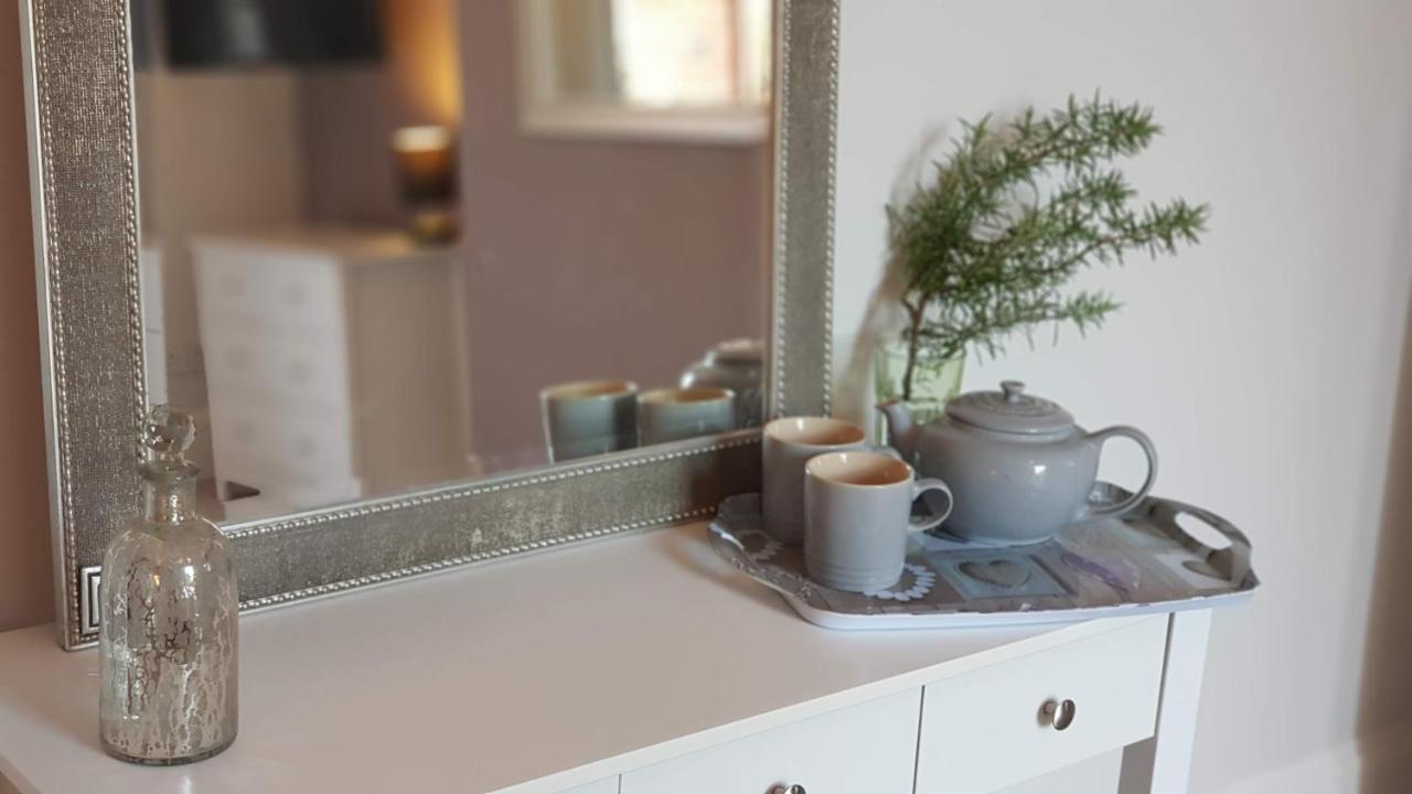 Cottage Grove Homestay Rooms ポーツマス エクステリア 写真